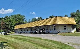 Maciver'S Motel And Camp